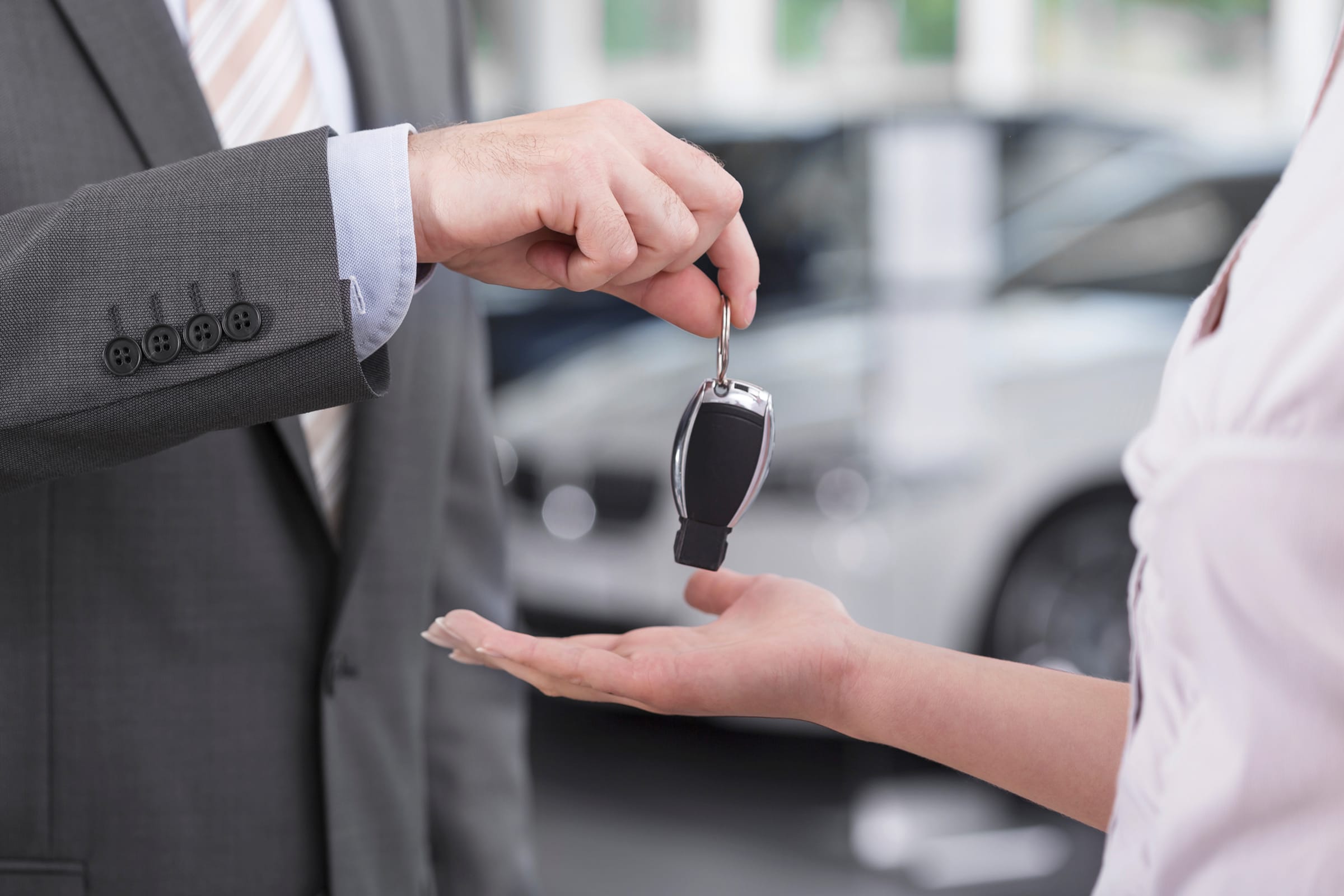 Auto Loan Refinance in Canada: How to Upgrade Your Car and Lower Your Payments